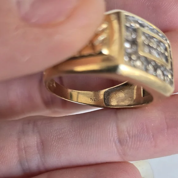 Mens solid 14k yellow gold Genuine diamonds cluster signet ring